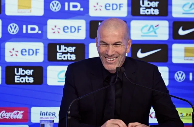Zidane Favors Mbappé on the Left in First France Squad Reveal