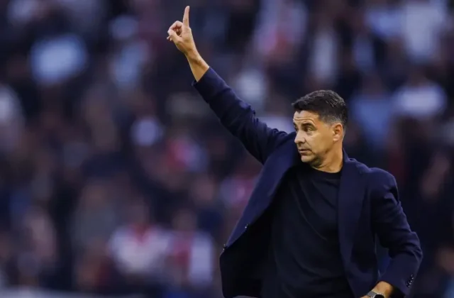 Míchel’s Ajax Hit Their Stride in the Eredivisie Title Race