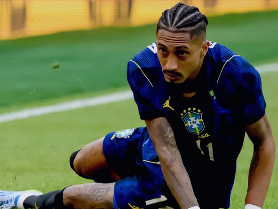 Barcelona Sweat on Raphinha After Brazil Thigh Injury Scare