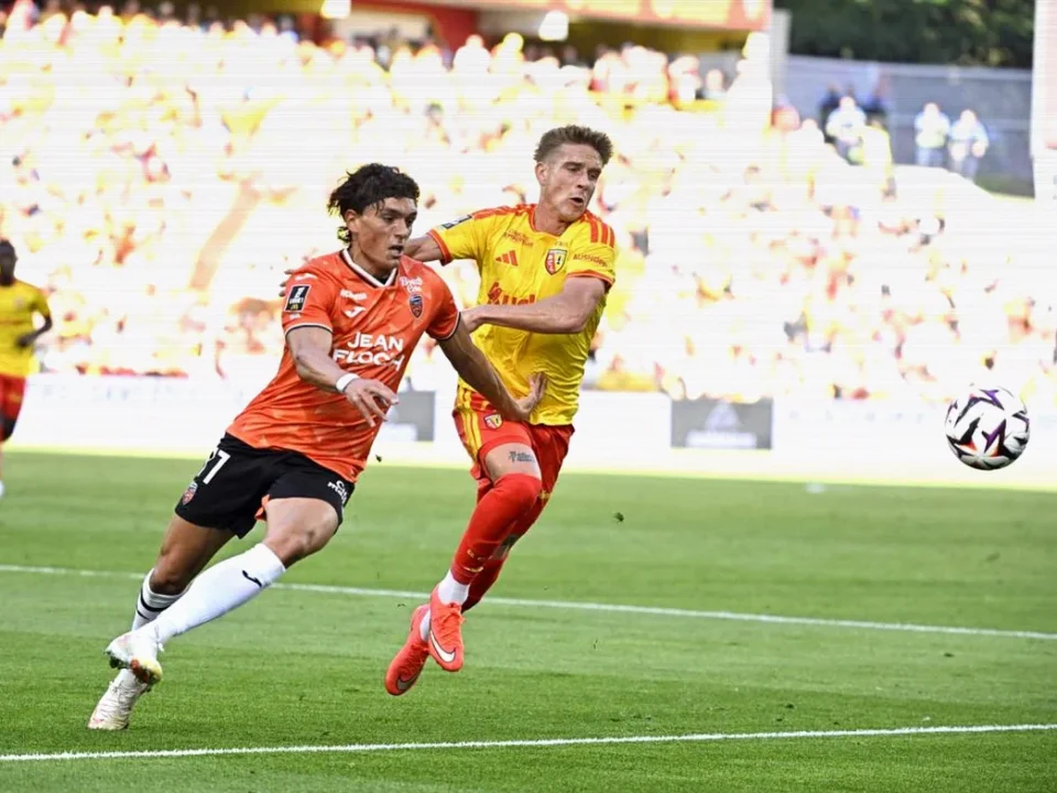 Panos Katseris Forced Off Early as Lorient Suffer Le Mans Defeat