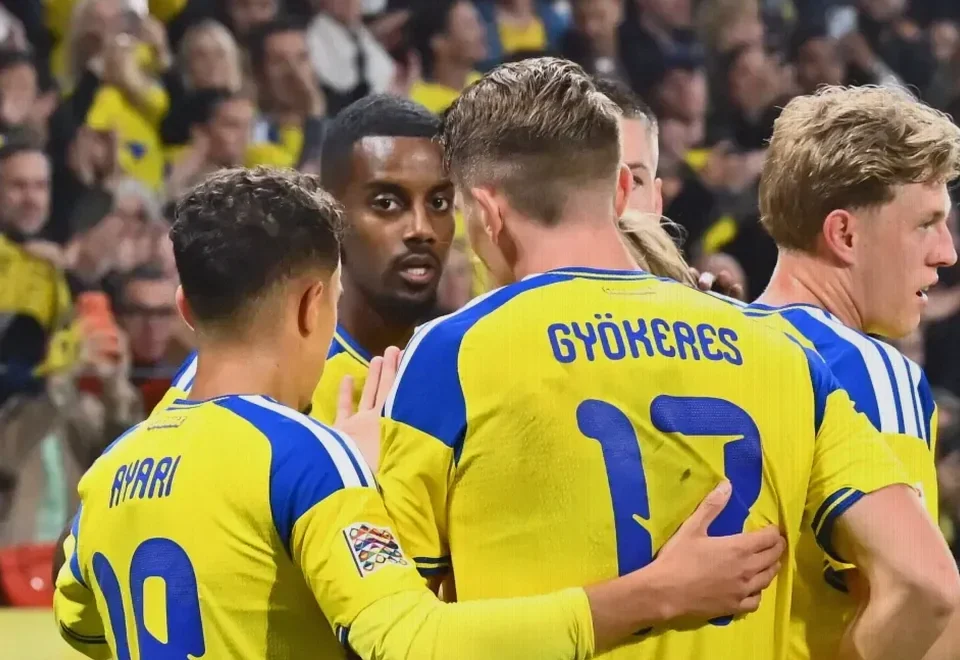 Liverpool Assess Alexander Isak After Sweden Injury Setback