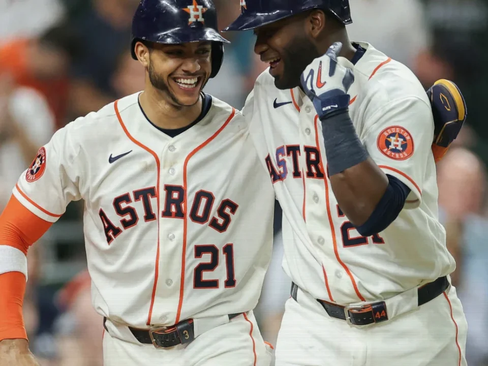 Jeremy Peña Powers Astros Past Royals With Two Homers