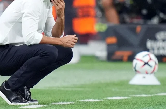 Amorim Faces Early AC Milan Scrutiny After Benfica Defeat