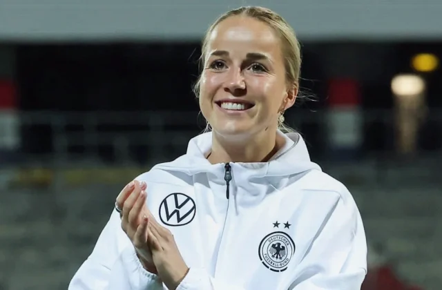 Giulia Gwinn Named Footballer of the Year After Bayern Double