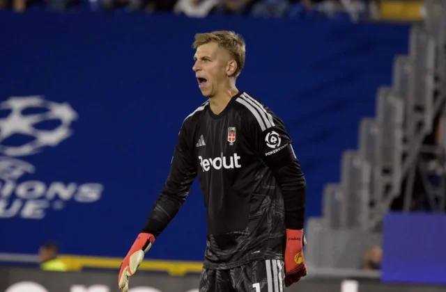 Jean Butez Earns First France Call-Up at 31 After Risser Withdrawal