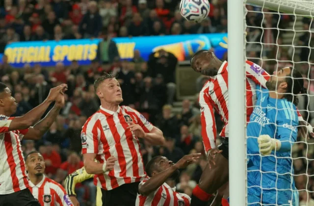 David Raya Shines as Arsenal Beat Sunderland 2-0 to Stay Perfect