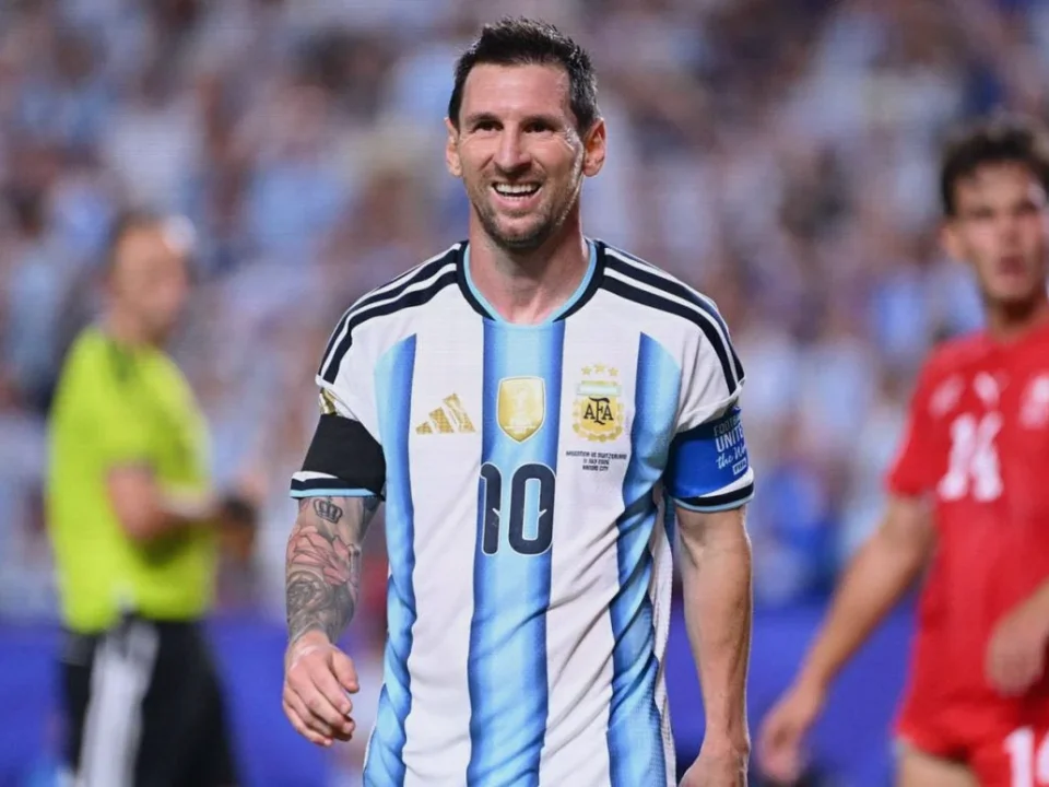 Argentina Reserve No. 10 Shirt for Lionel Messi Farewell