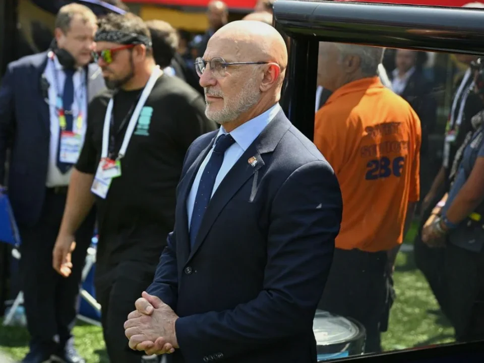 Luis de la Fuente Extends Spain Contract Through 2032