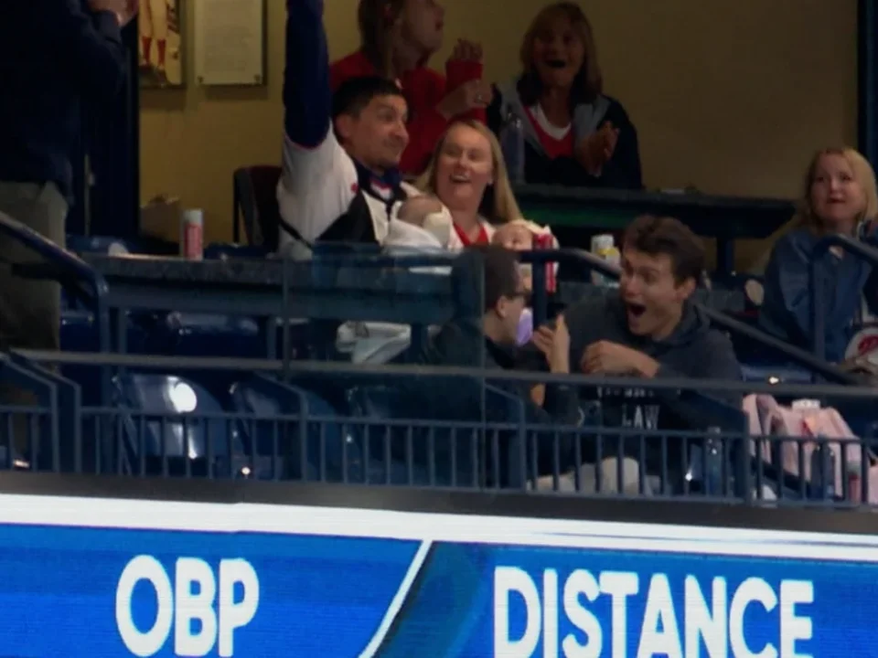 Dad Snags Jake Bauers Foul Ball While Holding Baby at Phillies Game