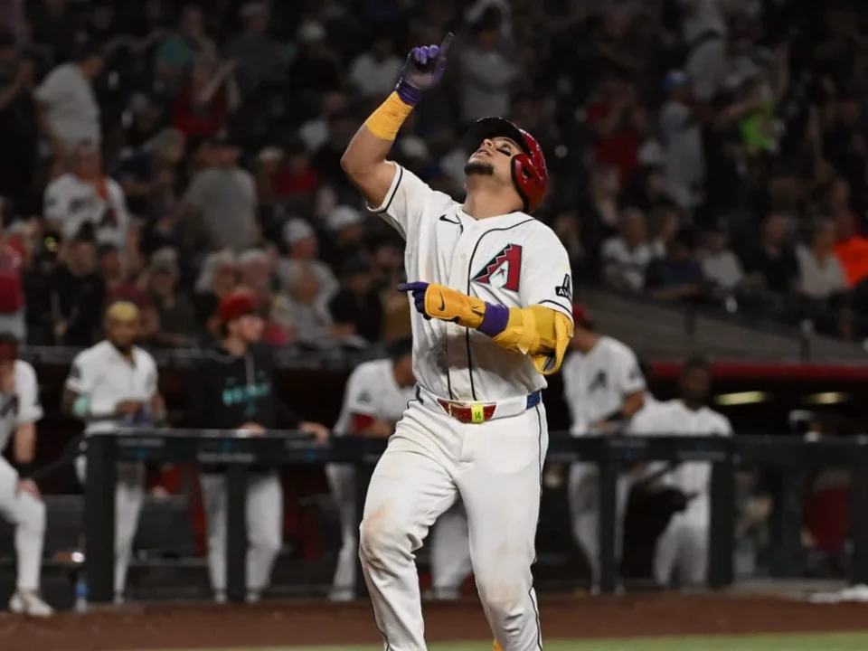 Marlins Beat Diamondbacks 4-2, Widen Arizona’s Wild Card Deficit