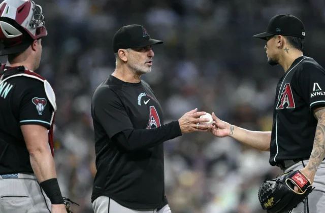 Diamondbacks Need Final-Day Win and Phillies Loss to Reach Playoffs