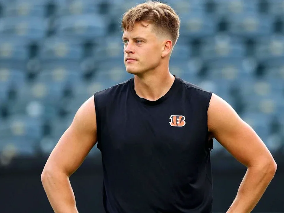 Joe Burrow Plans to Start for Bengals Despite Back Tightness