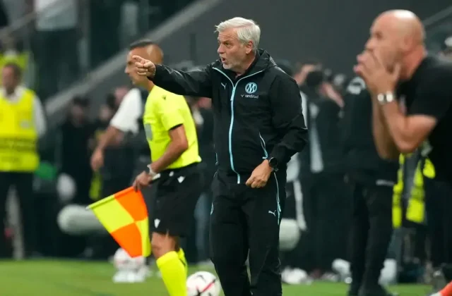 Besiktas Thrash Marseille 4-1 to Deepen Bruno Genesio Pressure