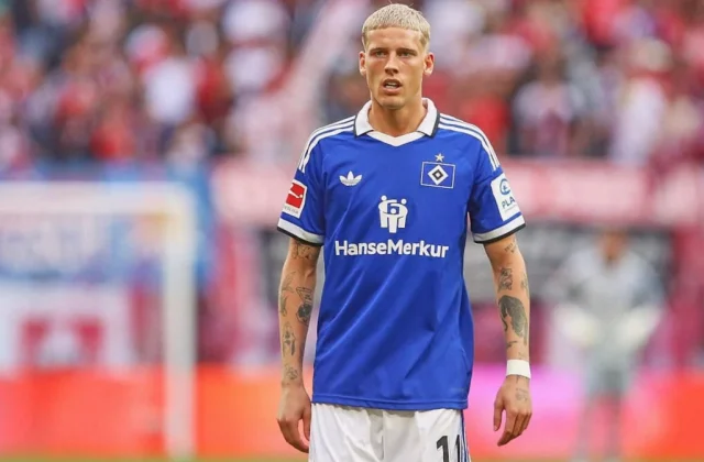 HSV Lose Albert Grönbaek to Thigh Injury After Denmark Duty