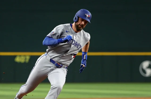 Blue Jays Beat Rangers 7-2 as Guerrero, Cease Health Concerns Loom