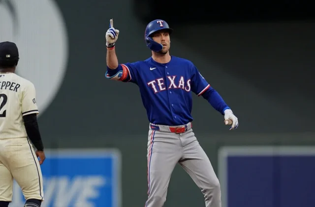 Jansen, Burger Power Rangers Past Twins to Keep AL West Race Alive