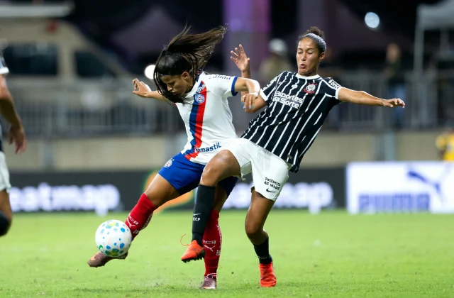 Brazil Coach Arthur Elias Watches Corinthians vs Bahia Women’s Semi-Final