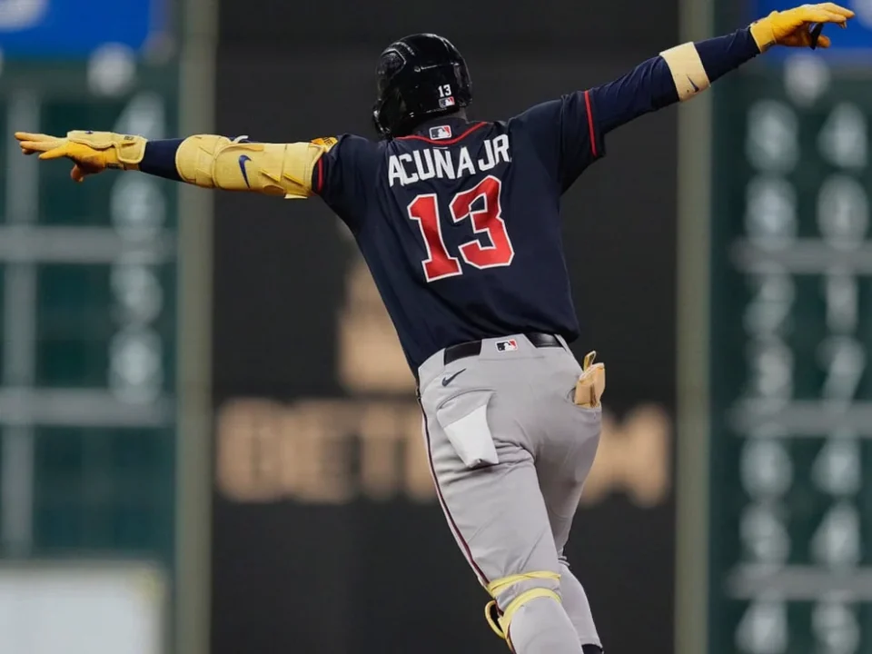 Tyler Mahle Leads Braves Past Astros to Clinch Postseason Return