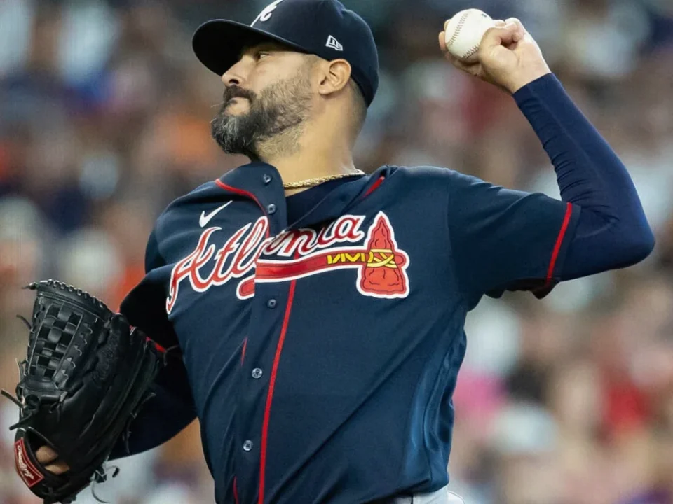 Martín Pérez to Miss Braves’ Opening Playoff Round with Back Inflammation