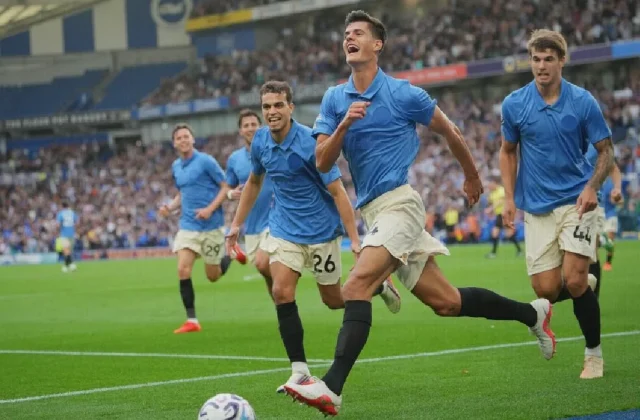 Brighton Crush Arsenal 3-0 to Hand Manchester City Title Race Edge