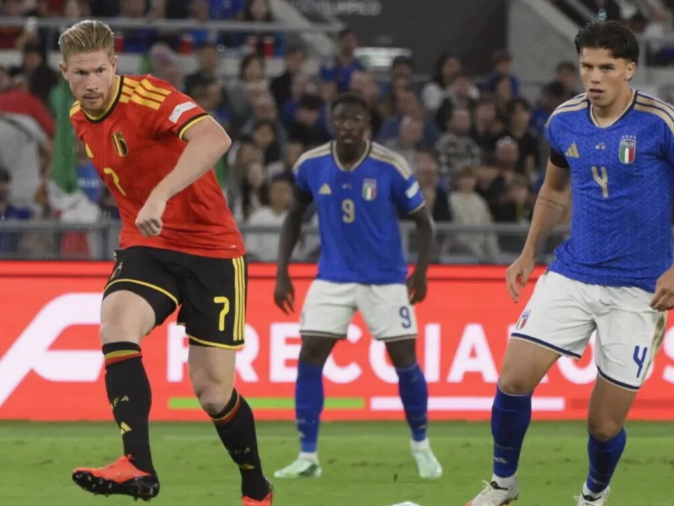 De Bruyne Shines for Belgium as Napoli Take Encouragement