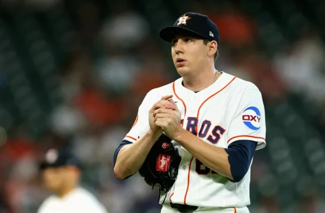 Astros Face Elimination After White Sox Take AL Wild Card Game 1