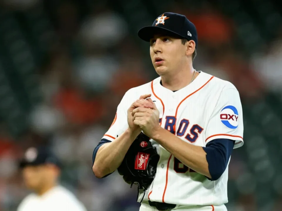 Astros Face Elimination After White Sox Take AL Wild Card Game 1