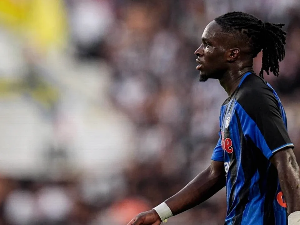 Kalulu-Rowe Penalty Appeal Sparks Debate After Juventus Beat Atalanta