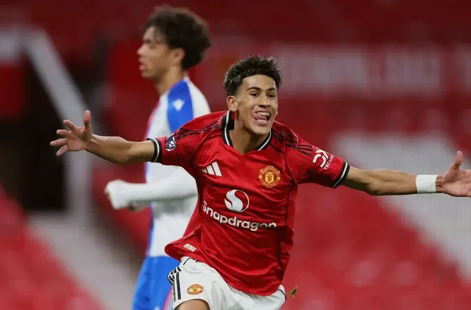 JJ Gabriel Seeks Manchester United Exit Amid Barcelona and Madrid Interest