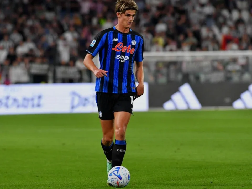 Charles De Ketelaere Confirms Summer Talks With PSG