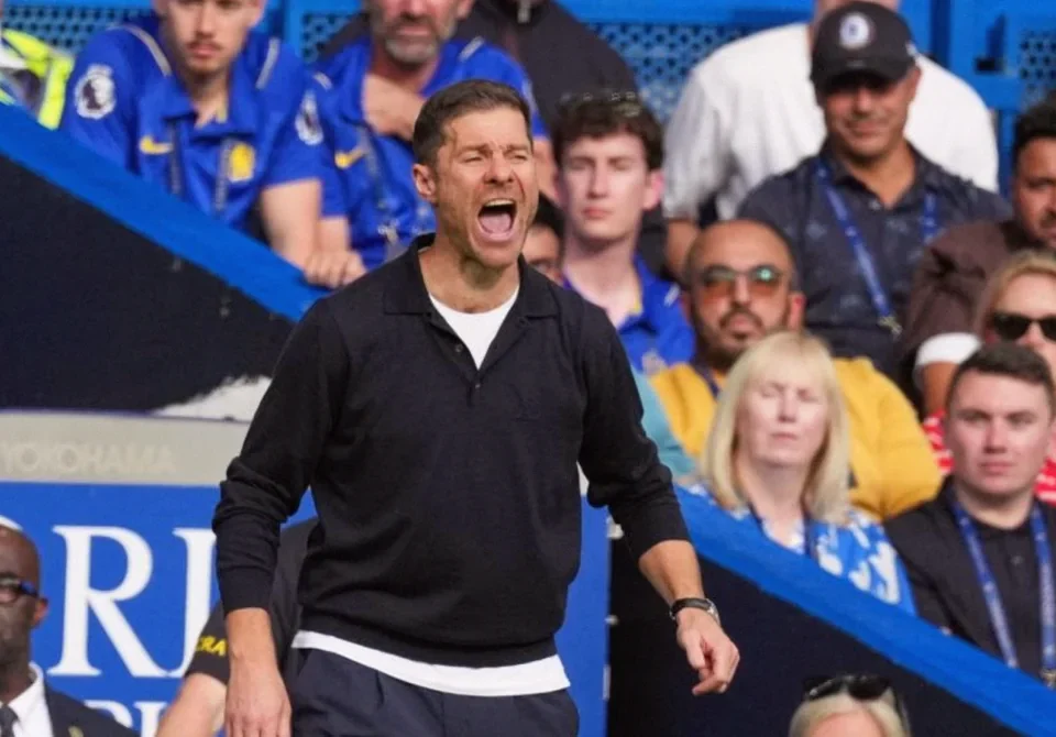 Chelsea Held by Hull as Belloumi Double Exposes Defensive Frailties