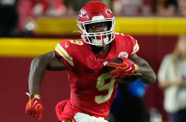 Chiefs Plan to Reduce Kenneth Walker III’s Workload vs. Dolphins