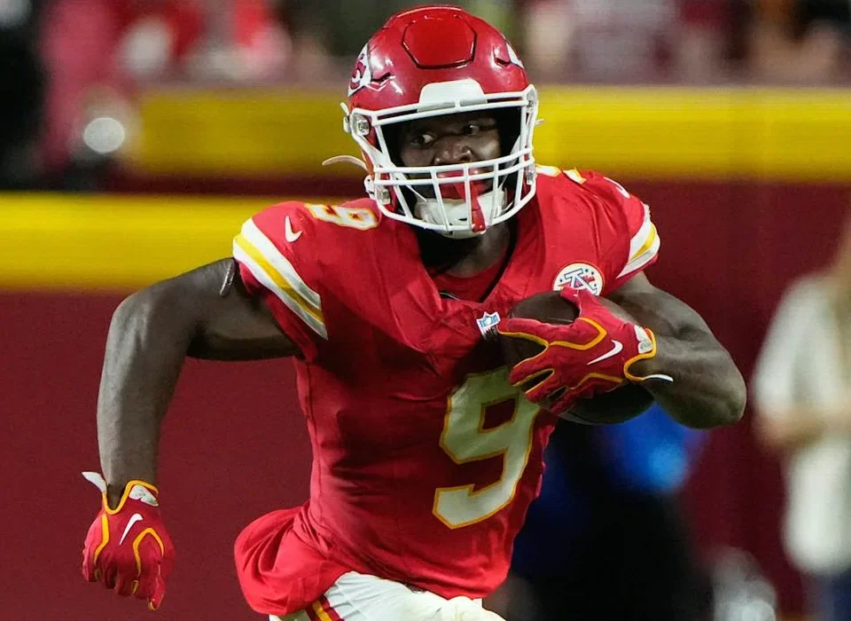 Chiefs Plan to Reduce Kenneth Walker III’s Workload vs. Dolphins