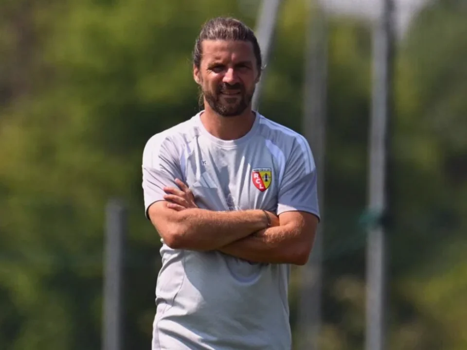 Yannick Cahuzac Balances Lens Role with BEPF Coaching Qualification