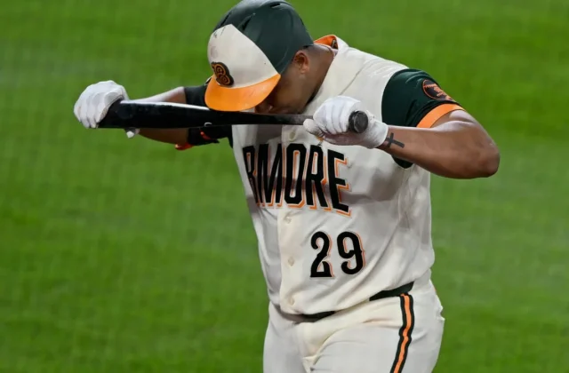 Brewers Edge Orioles in 10 Innings as Sal Frelick Delivers Winner