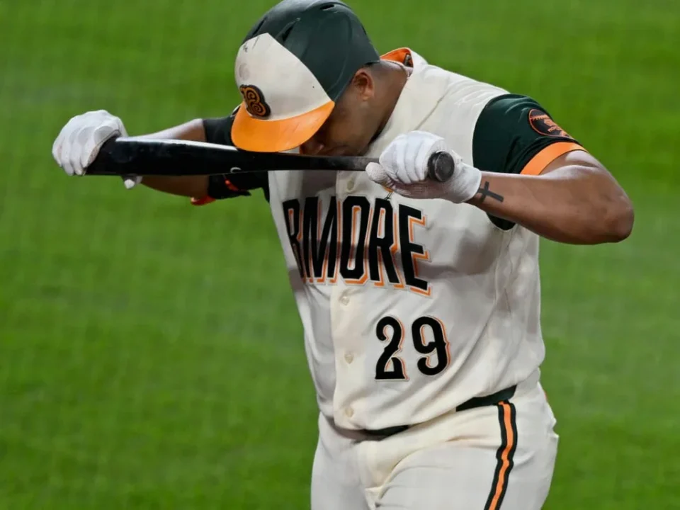 Brewers Edge Orioles in 10 Innings as Sal Frelick Delivers Winner