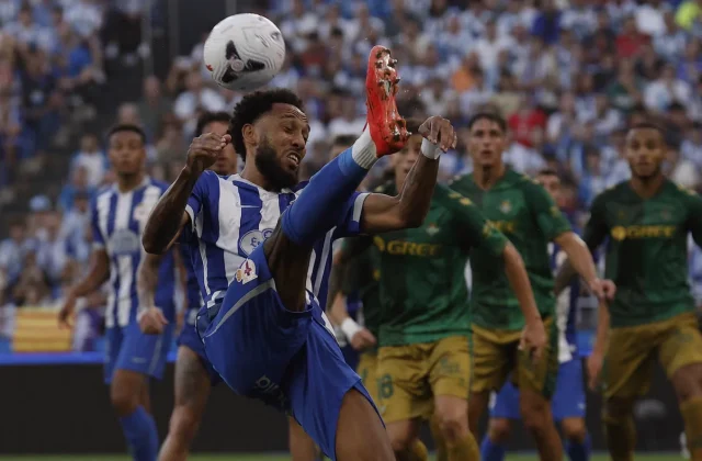 Aubameyang Set for Knee Surgery as Deportivo Face Two-Month Absence