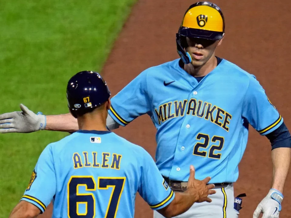 Brewers Edge Pirates for MLB-Best 95th Win After Clinching Division