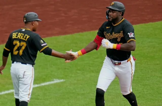 Oneil Cruz Joins Bonds, McCutchen in Pirates 20-Homer Club