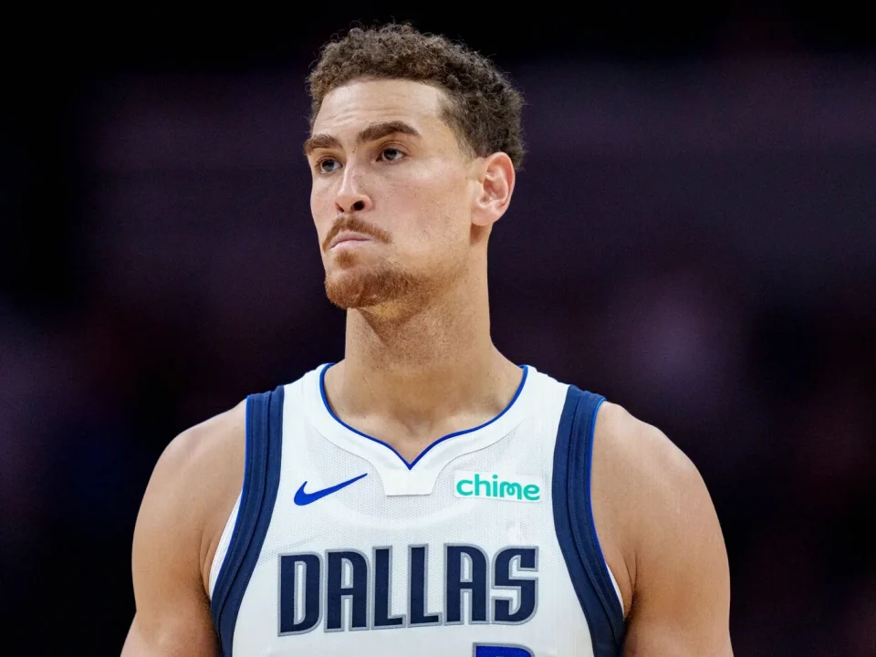 Dwight Powell Returns to Mavericks for 12th NBA Season