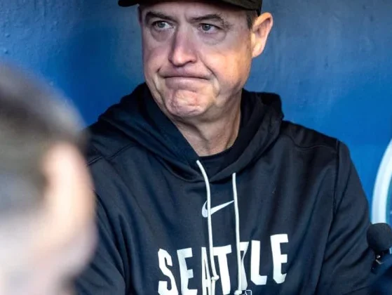 Dan Wilson to Step Down as Mariners Manager After Season