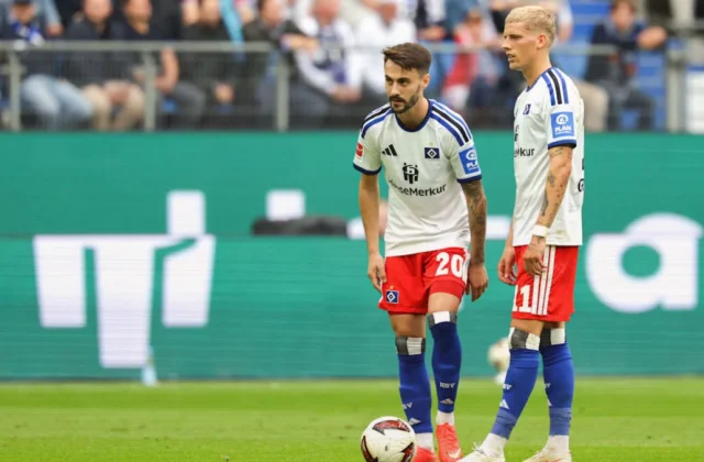 HSV Lose Grönbaek to Muscle Injury as Vieira Faces Bigger Role
