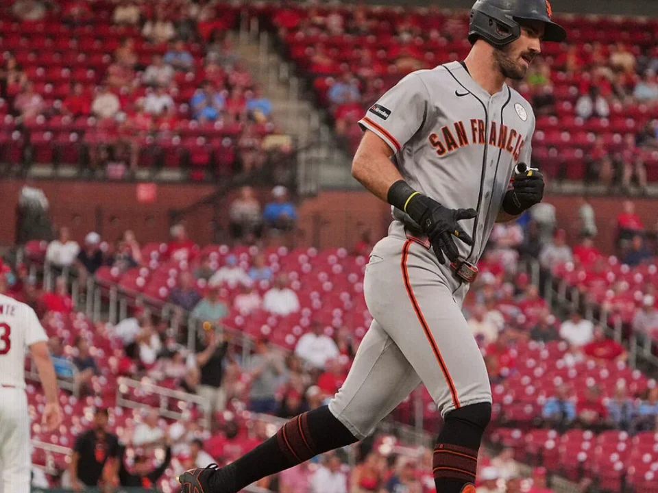 Bryce Eldridge Caps Giants’ Win With Leaping Catch After Career-Long HR