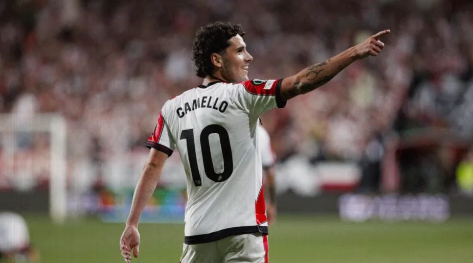 Sergio Camello Sets Historic Scoring Start for Rayo Vallecano