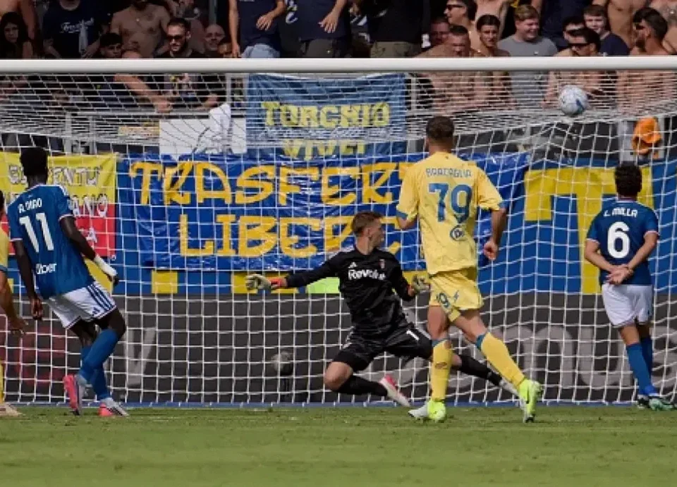 Palmisani Stars as Frosinone End Como’s Surge with 2-0 Win