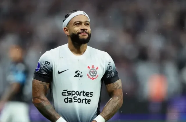 Memphis Depay Apologises After Penalty Ends Corinthians’ Libertadores Run