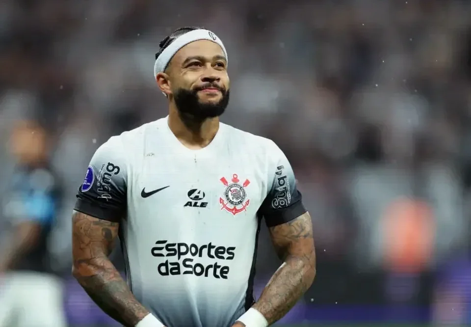 Memphis Depay Apologises After Penalty Ends Corinthians’ Libertadores Run