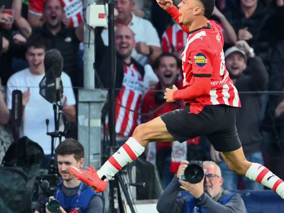 Dest Rescues PSV Draw Against Arda Turan’s Shakhtar