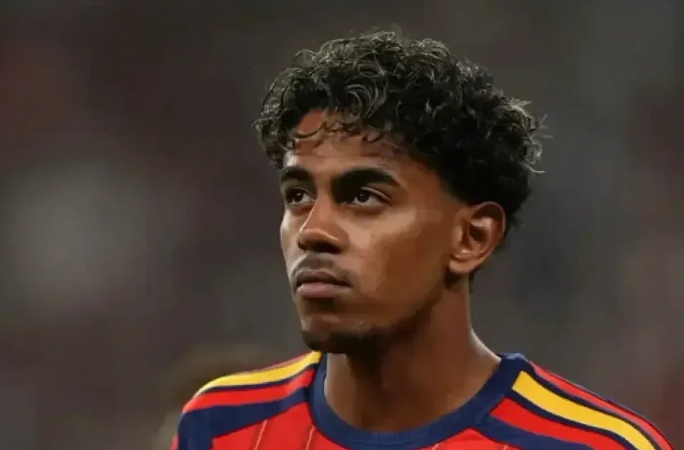 Lamine Yamal’s Wembley gesture earns Declan Rice’s praise after Spain win
