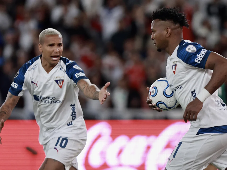 Deyverson Faces Palmeiras as LDU Win in Quito but Fall in Shootout